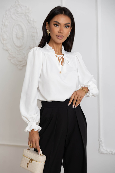 BLUZKA Z FALBANKĄ POD SZYJĄ I NA RĘKAWACH- ECRU