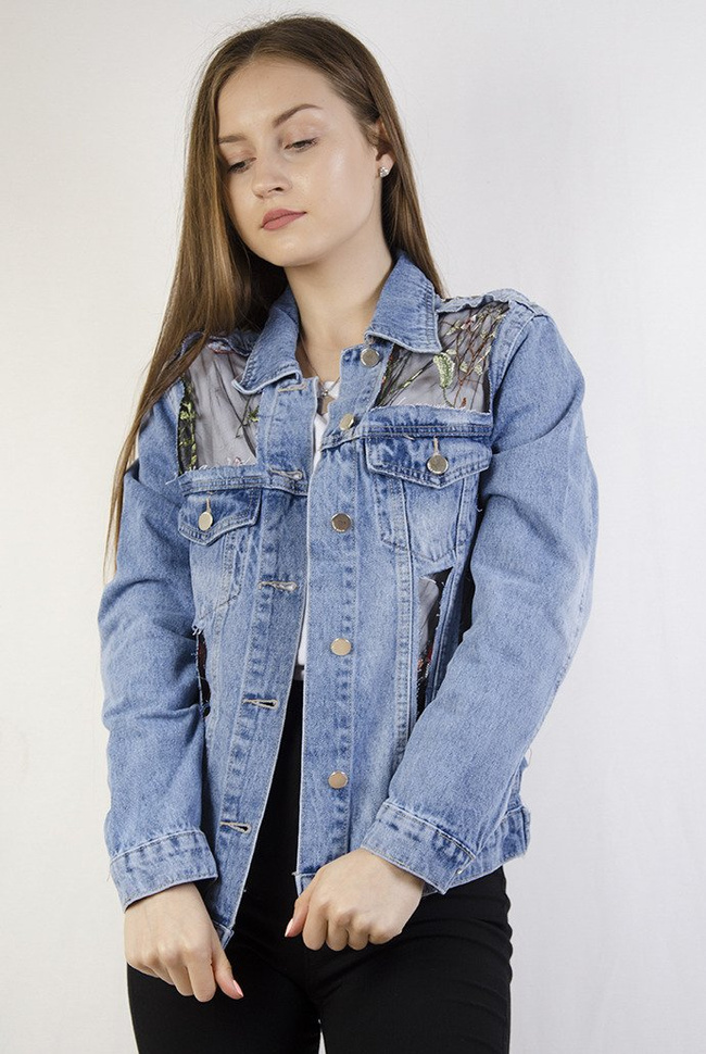 Kurtka jeansowa z haftami i elementami prześwitującymi