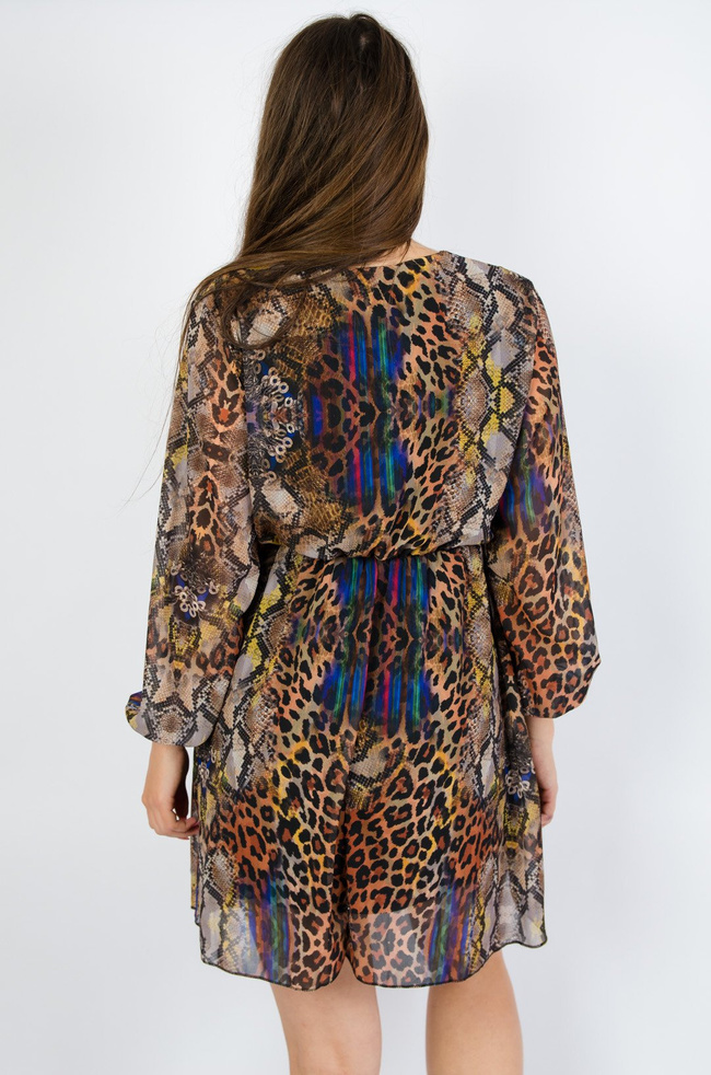 Wzorzysta sukienka kopertowa