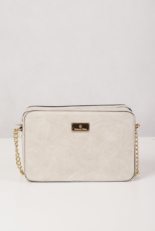 Beżowa, usztywniana torebka ze złotym łańcuszkiem