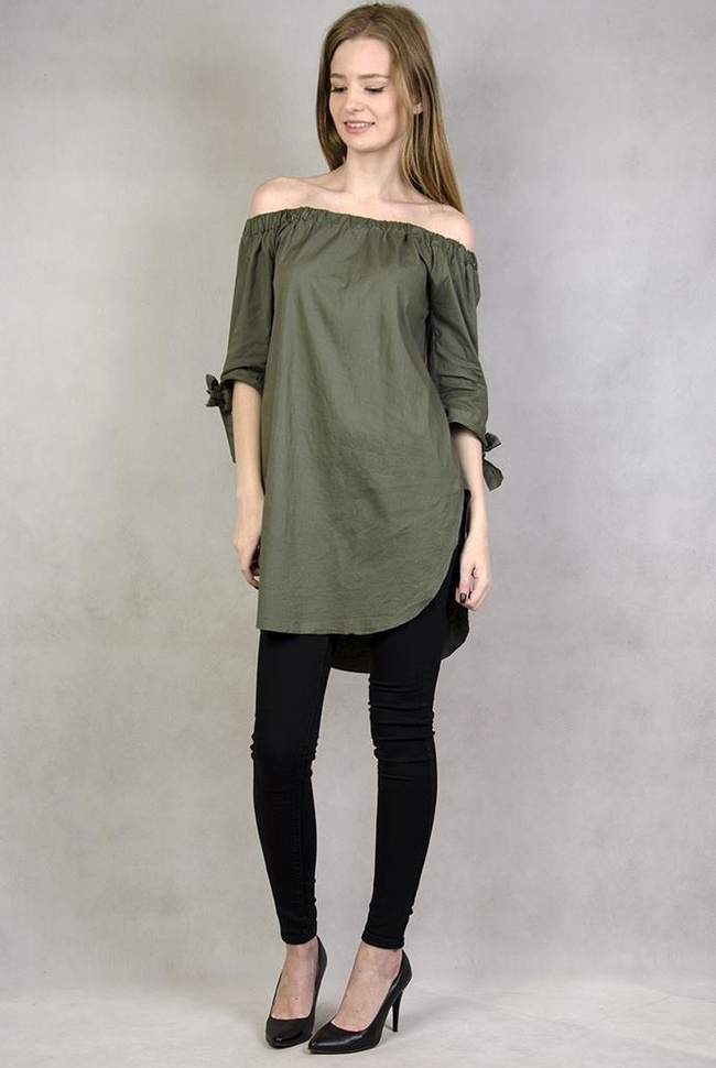 Zielona tunika z hiszpańskim dekoltem