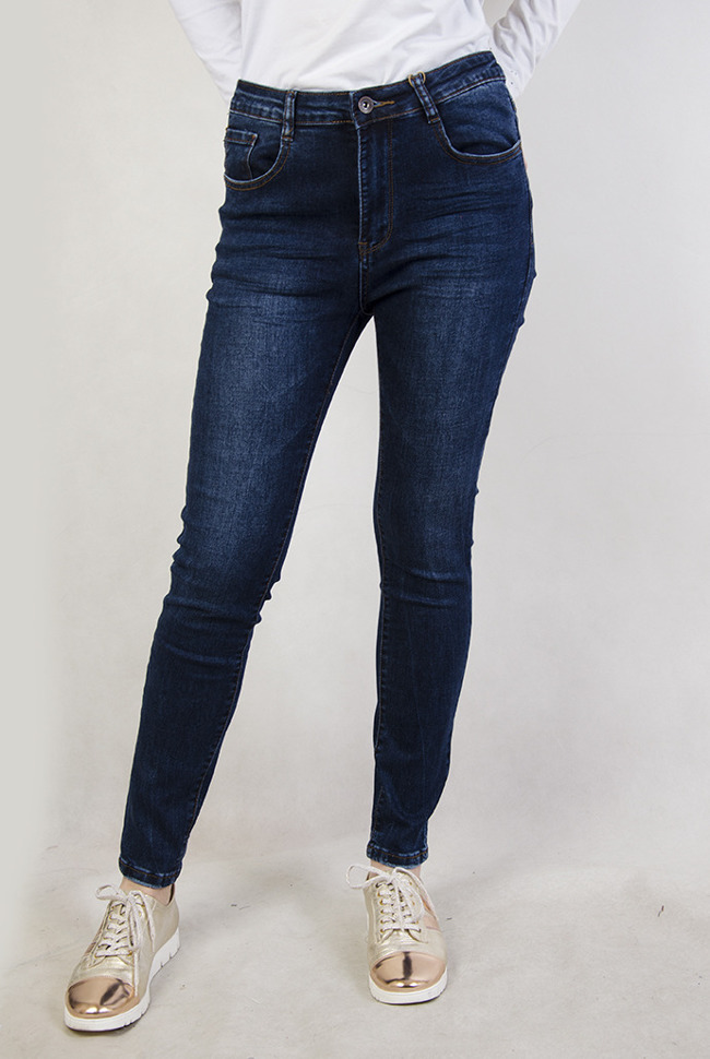 (Rozmiary L- 4 XL ) Spodnie jeansowe z przetarciami na kieszeniach
