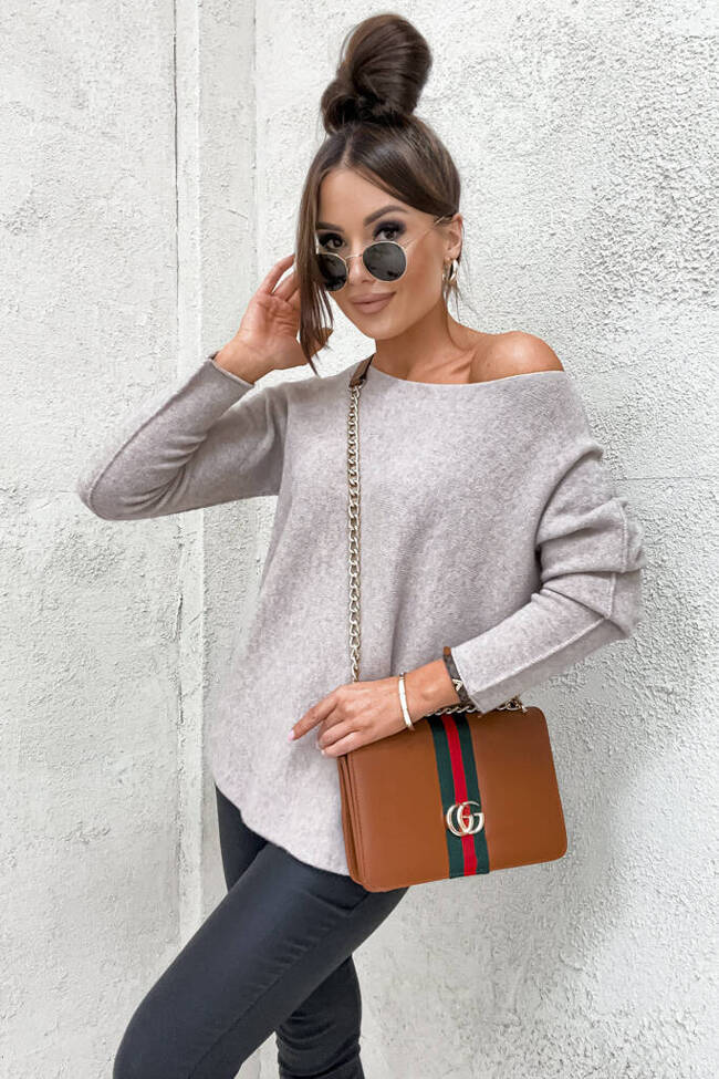 BEŻOWY SWETER OVERSIZE