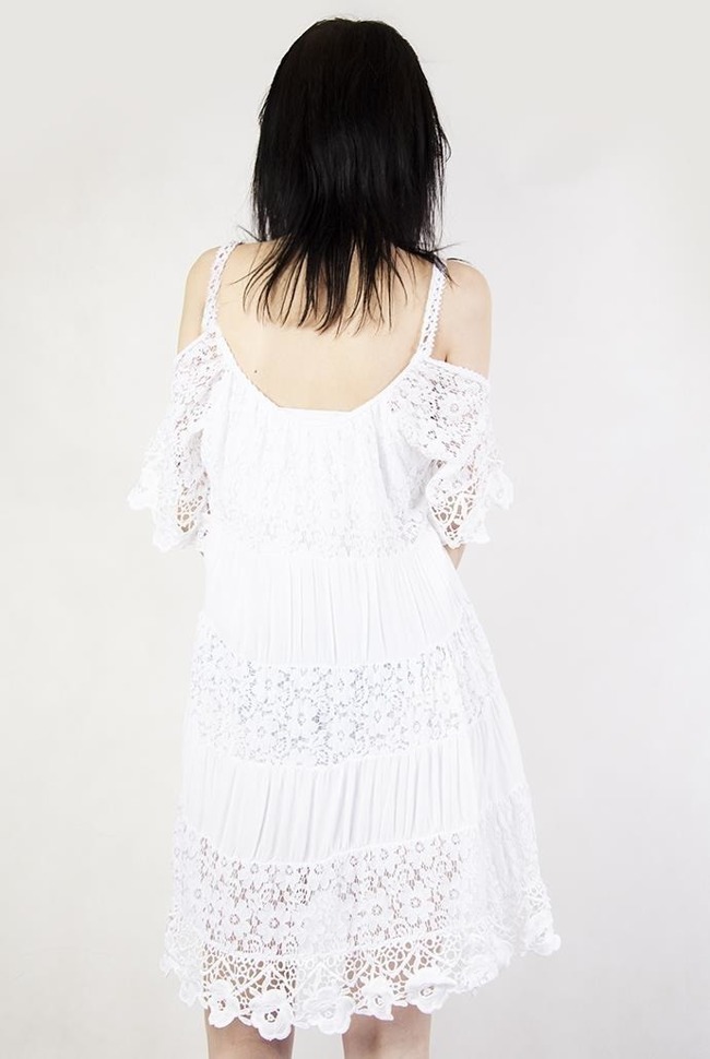 Biała, ażurowa sukienka na ramiączka