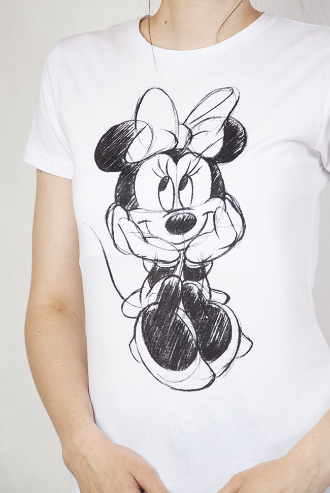 Biała bluzka ze szkicem Minnie Mouse