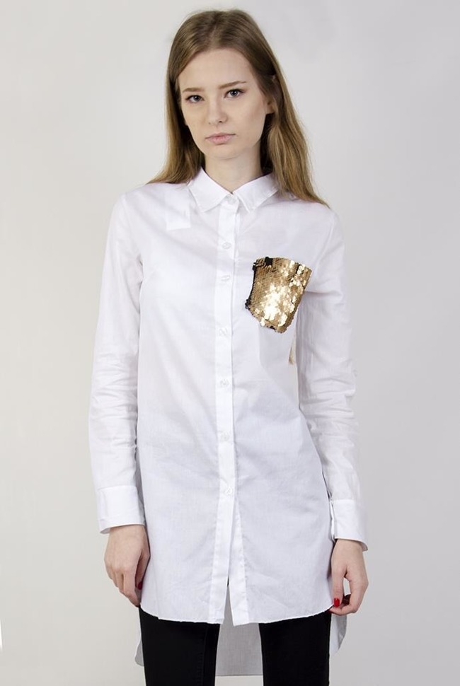 Biała koszula z przedłużanym tyłem i cekinami na kieszonce