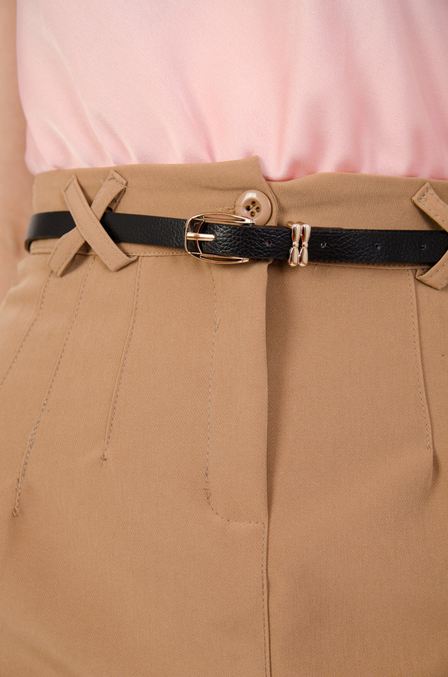 Brązowa materiałowa spódnica z paskiem