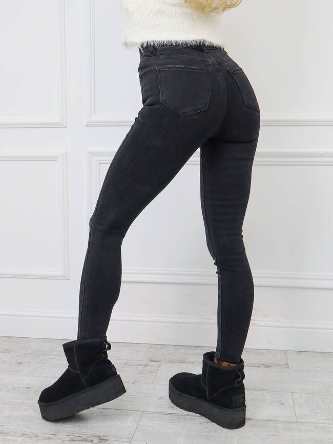 CZARNE SPODNIE JEANSOWE SKINNY Z PRZETARCIAMI 