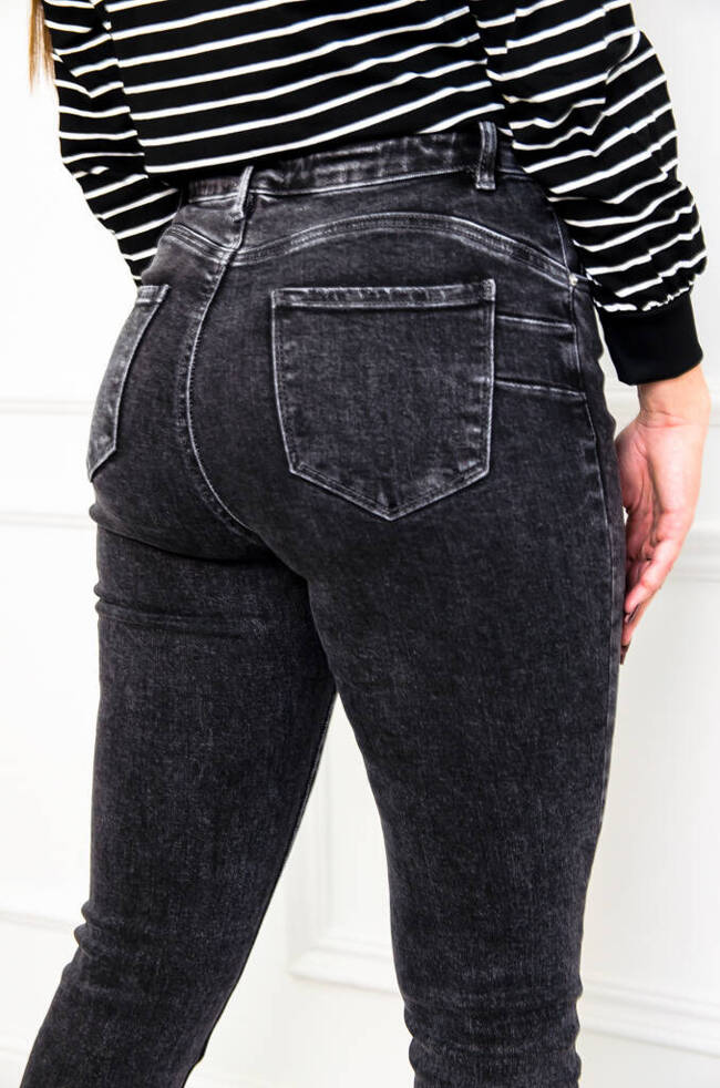 CZARNE SPODNIE JEANSOWE Z PRZETARCIAMI I WYSOKIM STANEM- PLUS SIZE