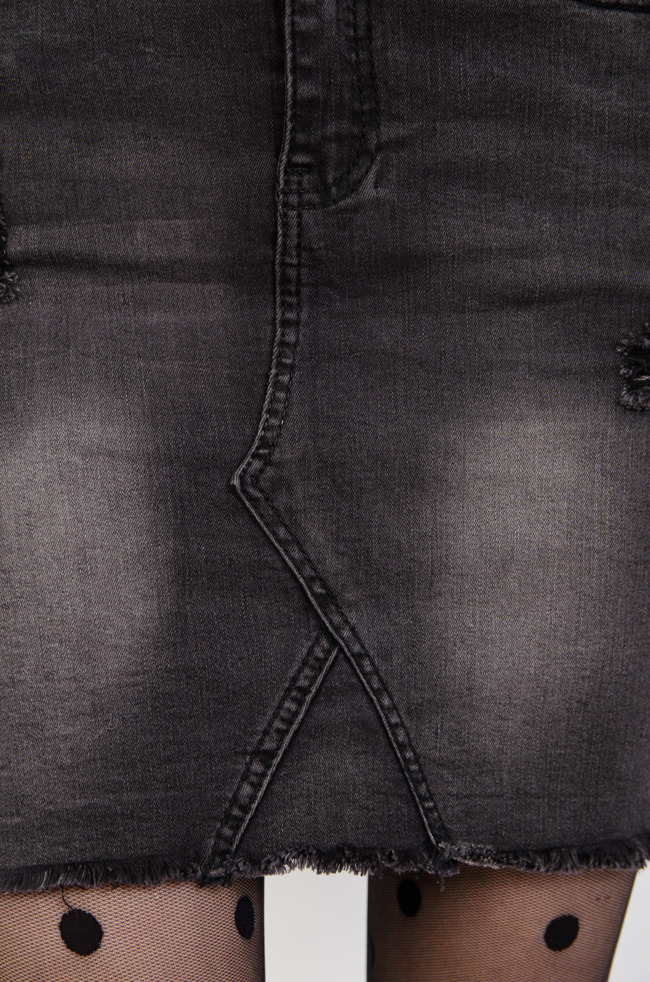 Ciemnoszara spódnica jeansowa 