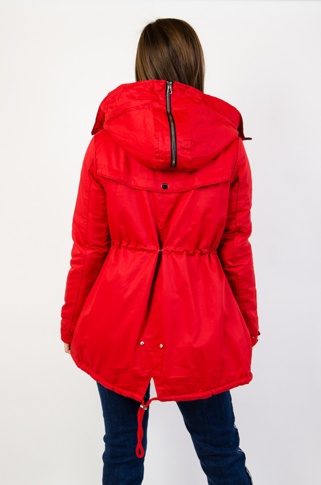 Dwustronna kurtka w kolorze czerwono-czarnym 