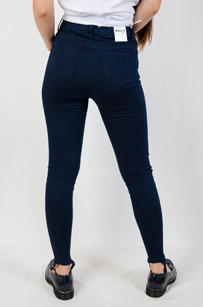 Granatowe spodnie jeansowe z zapiętkami