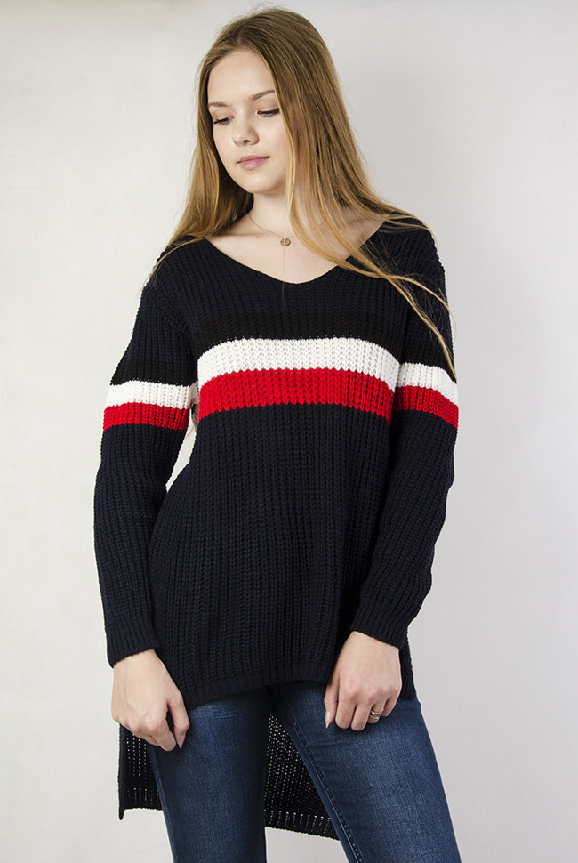 Granatowy, asymetryczny sweter z paskami