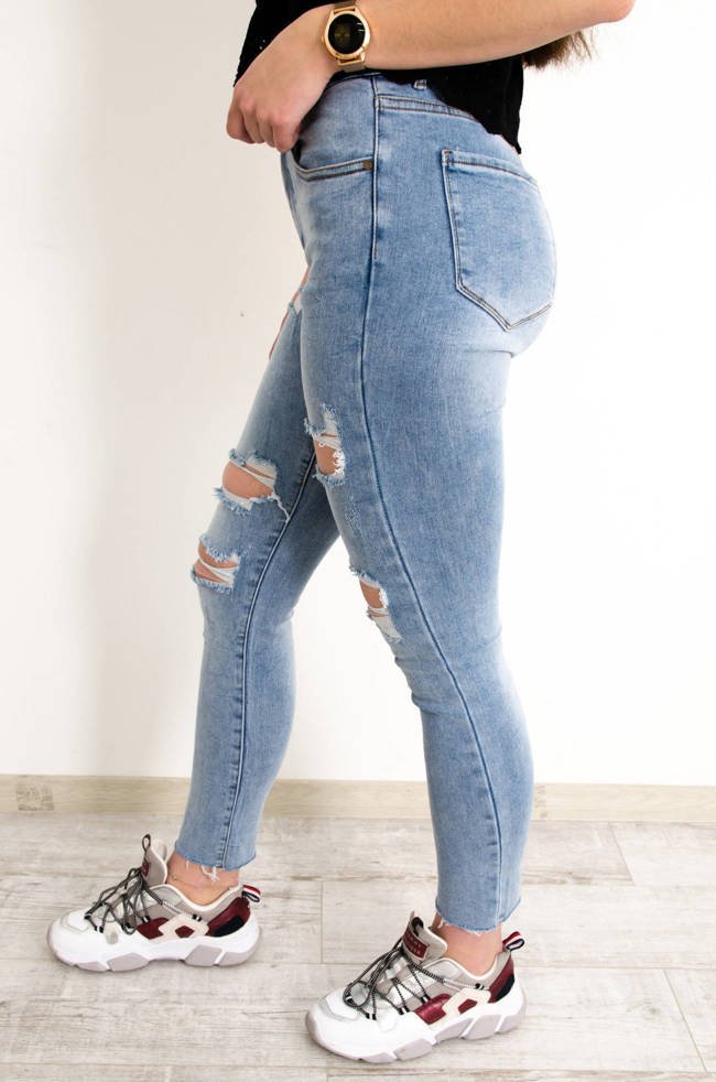 JASNE JEANSY Z DZIURAMI PLUS SIZE -WYSOKI STAN