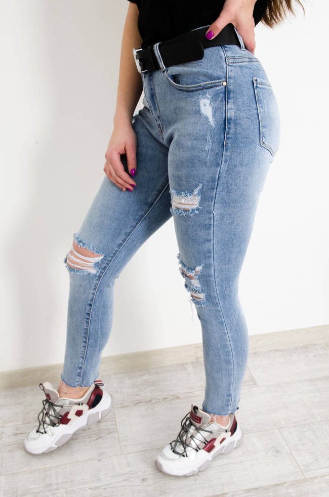 JASNE SPODNIE JEANSOWE PLUS SIZE Z PRZETARCIAMI-WYSOKI STAN