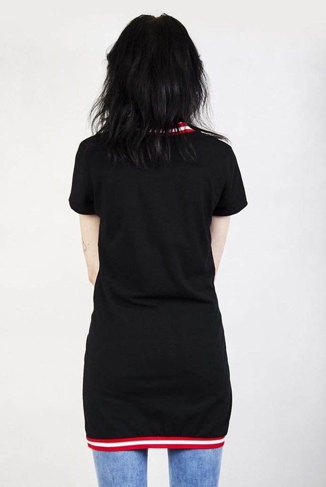Przedłużana czarna bluzka z nadrukiem "BULLS"