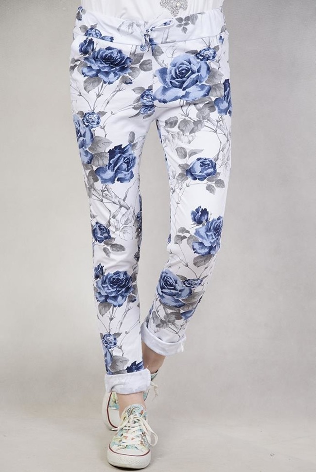 Spodnie dresowe w niebiesko-szare kwiaty