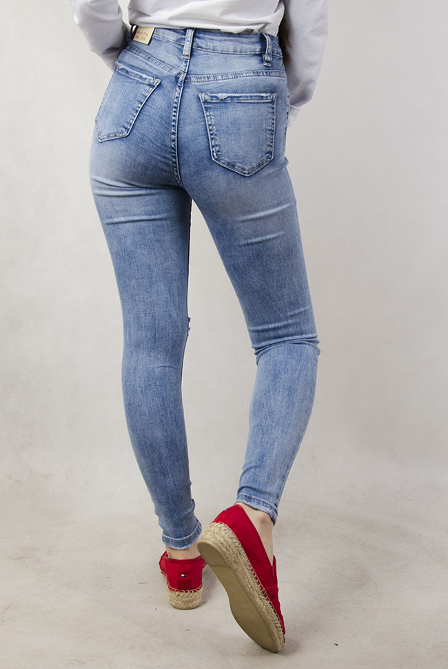 Spodnie jeansowe jasne z dziurami