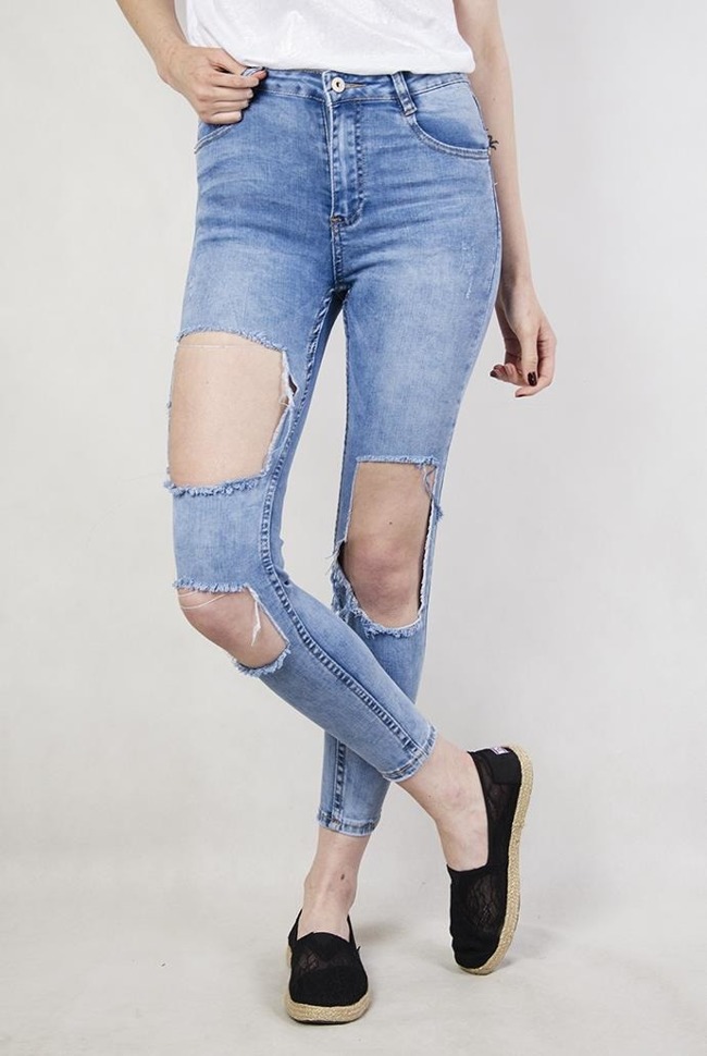 Spodnie jeansowe z dziurami i wysokim stanem
