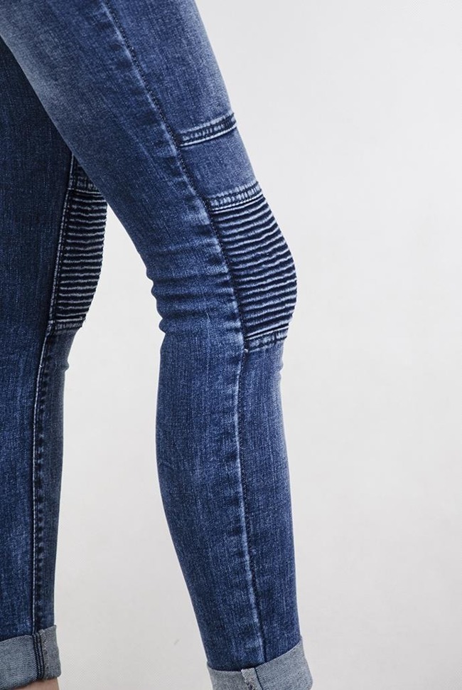 Spodnie jeansowe z przeszyciami