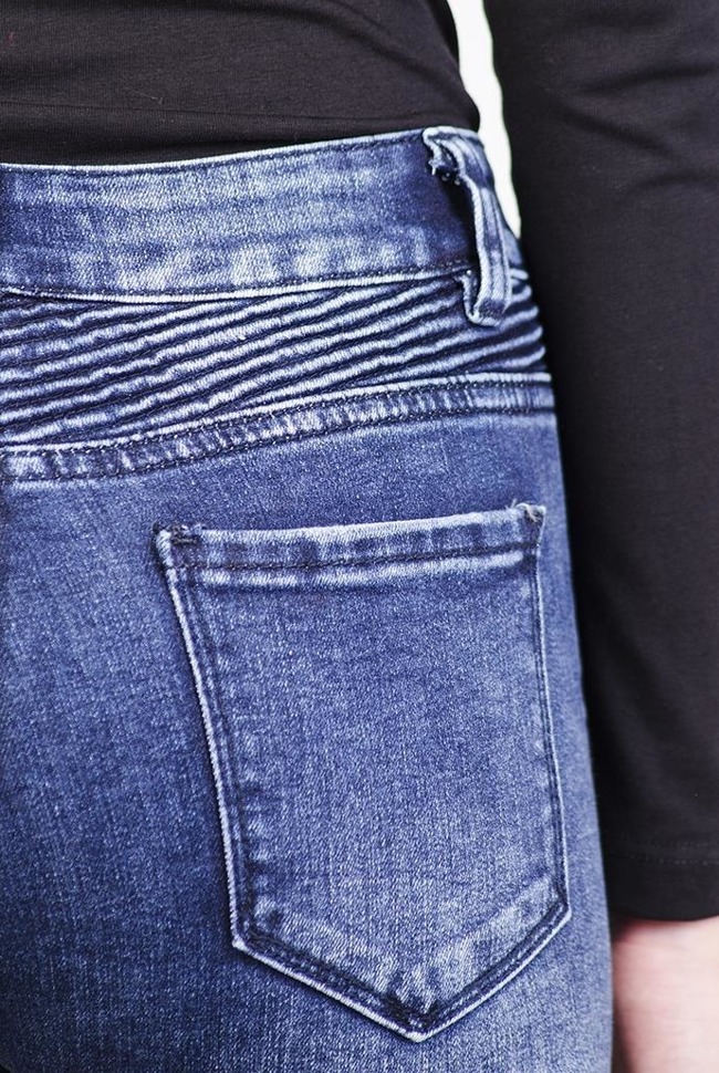 Spodnie jeansowe z przeszyciami