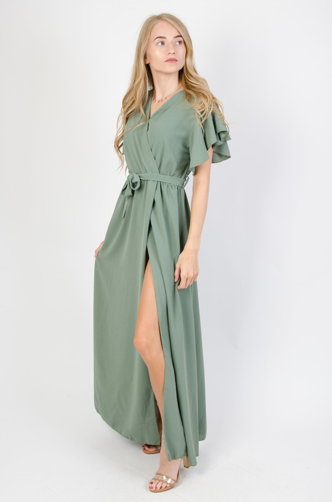 Zielona długa sukienka z rozcięciem  